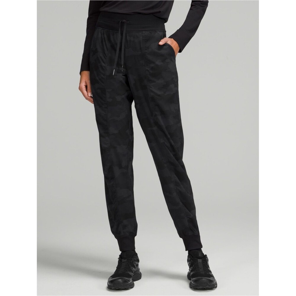Lululemon Dance Studio Mid Rise Jogger Camo Black Pants Sz 2